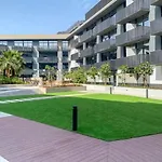 Belgravia 3 - Bright One Bed With Garden View